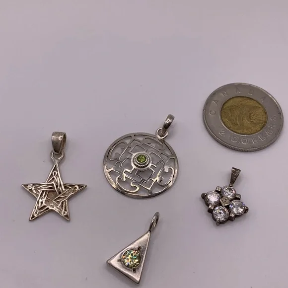 Vintage lot of 4 Sterling silver pendants - Picture 4 of 4
